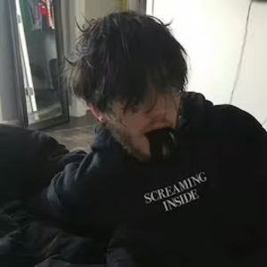 Meet your Posher, Mya